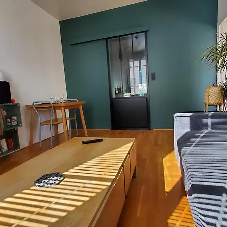 Apartment Appart Rez-de-jardin Proche Gare Nantes
